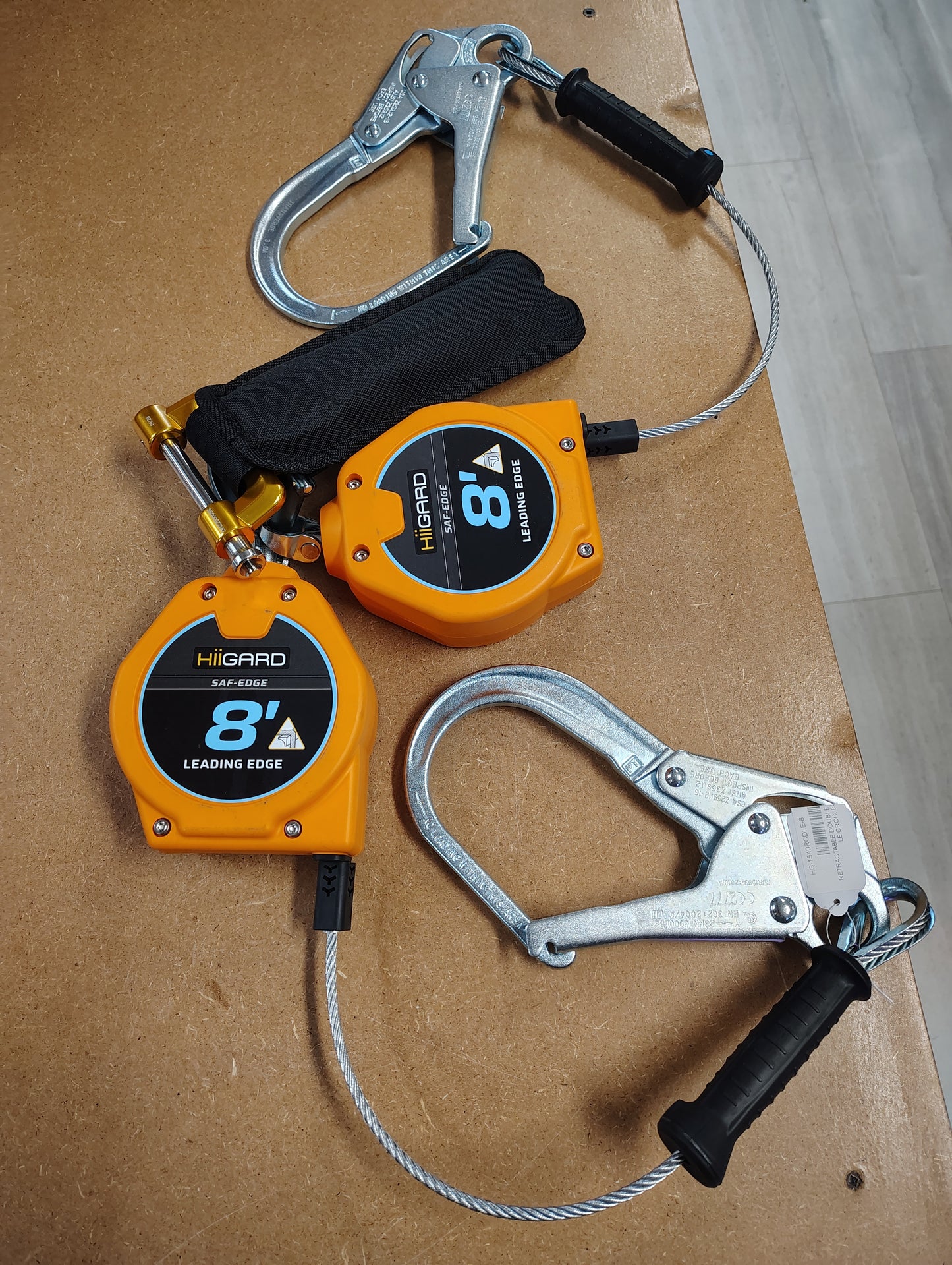 RETRACTABLE DOUBLE HIIGARD CABLE ACIER, LE CROC. ÉCHAUF.8 FT HG-1540RCDLE-8